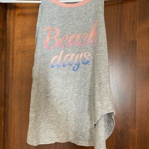 Beach days tank top
